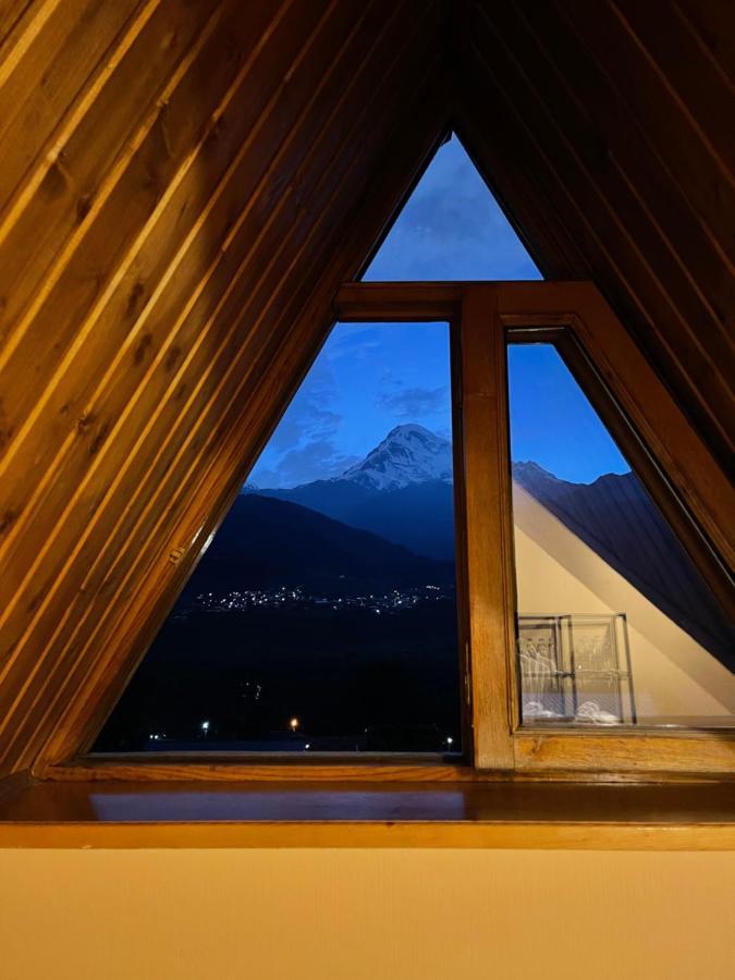 Graf Kazbegi Hotel Екстериор снимка