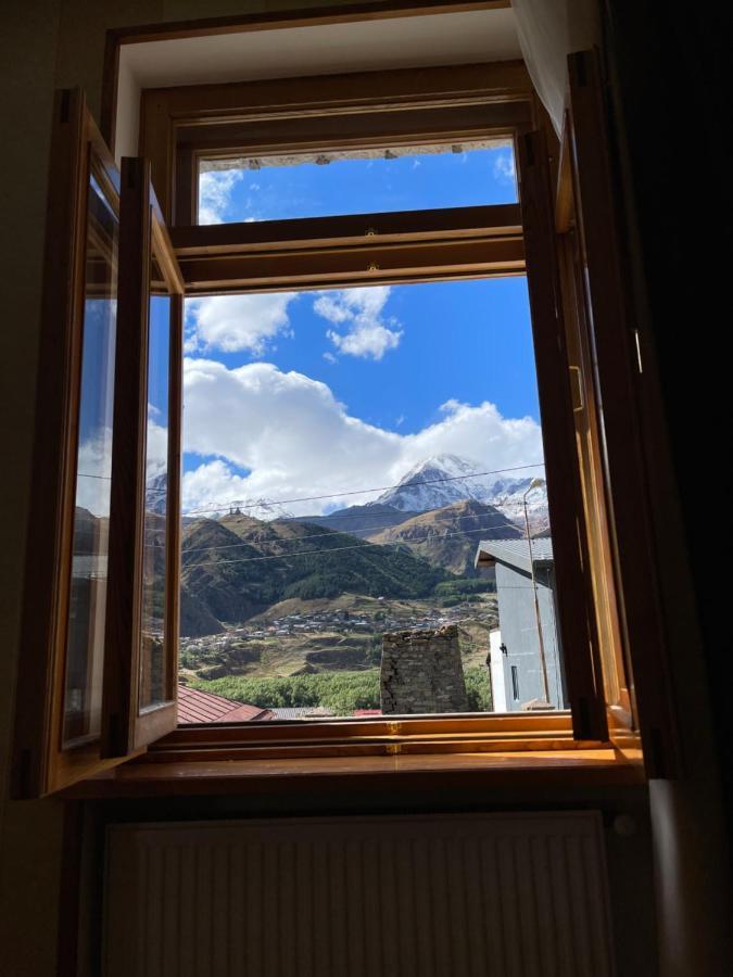 Graf Kazbegi Hotel Екстериор снимка