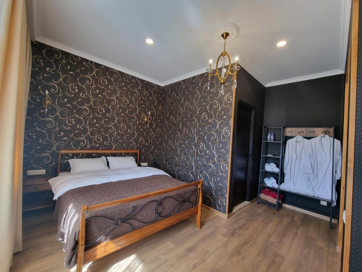 Graf Kazbegi Hotel Екстериор снимка