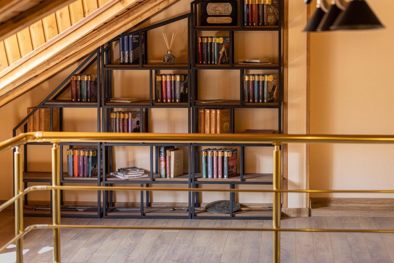 Graf Kazbegi Hotel Екстериор снимка