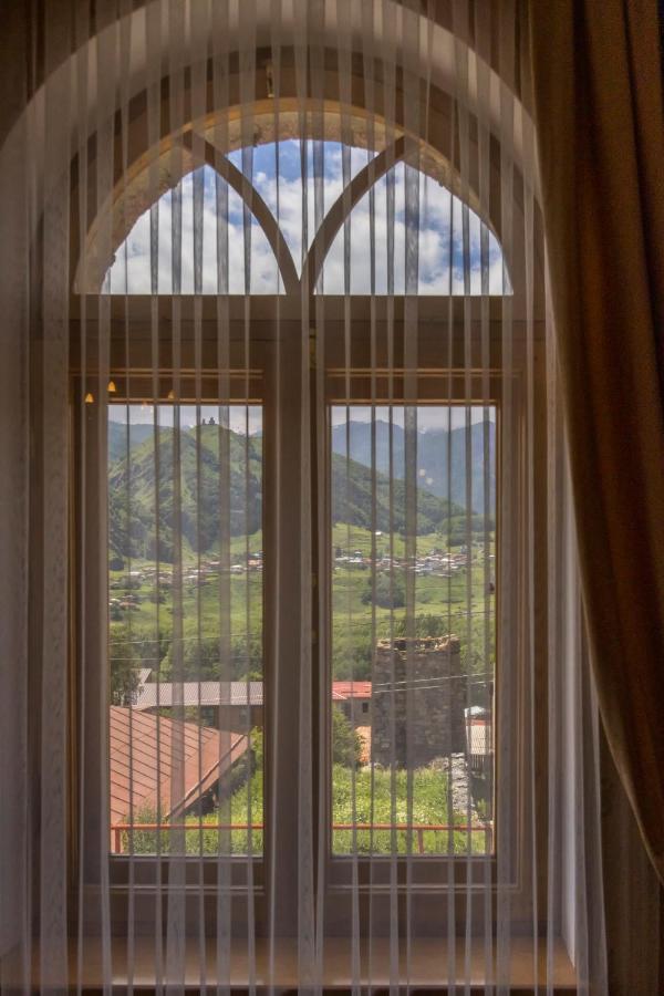 Graf Kazbegi Hotel Екстериор снимка