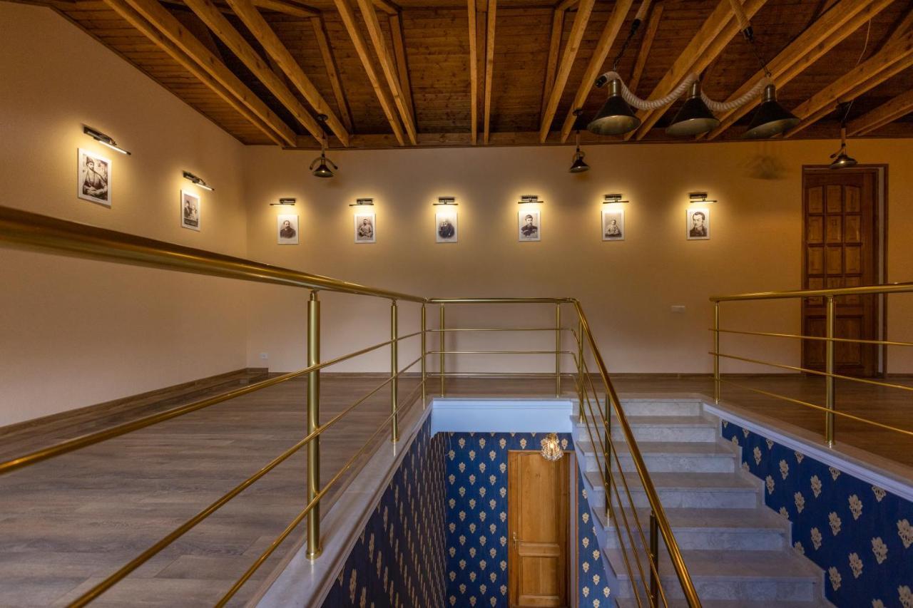 Graf Kazbegi Hotel Екстериор снимка
